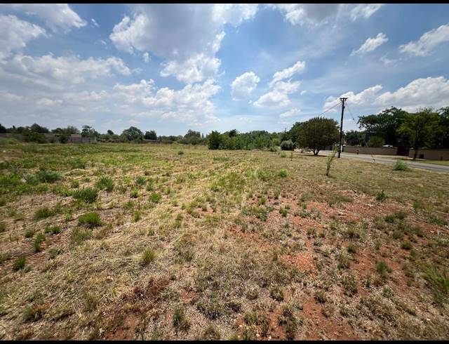 4,065M² VACANT LAND FOR SALE IN HENLEY ON KLIP